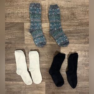 American Eagle women’s bundle of 3 boot socks, white, navy, and purple